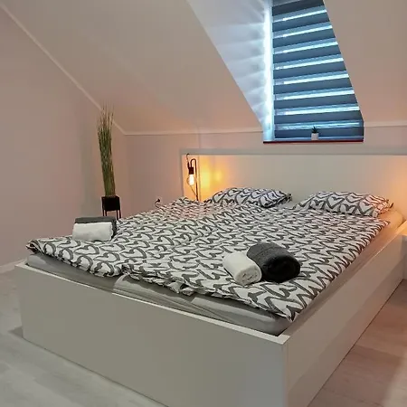 Star Apartment *