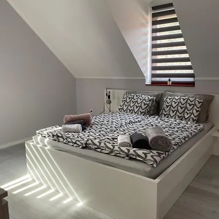 Star Apartment *